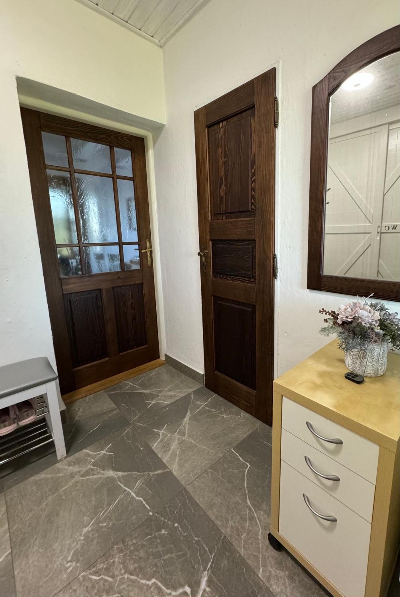 Apartmanove Ubytovanie Pod Dubom Polny Kesov Εξωτερικό φωτογραφία